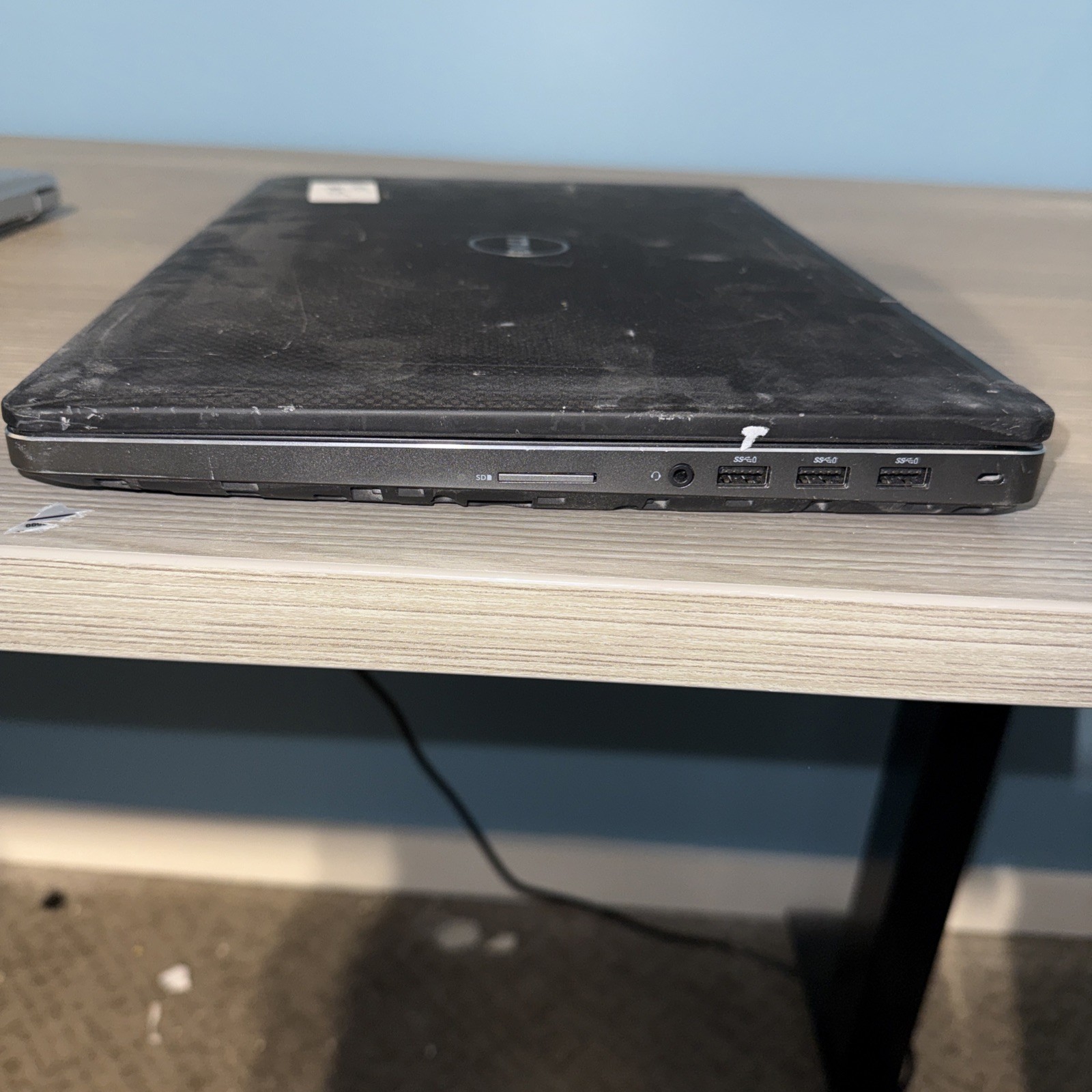 Dell Precision 7510 15″ Laptop FHD I7-6820HQ 2.7GHz 8GB RAM Quadro No Drive/OS