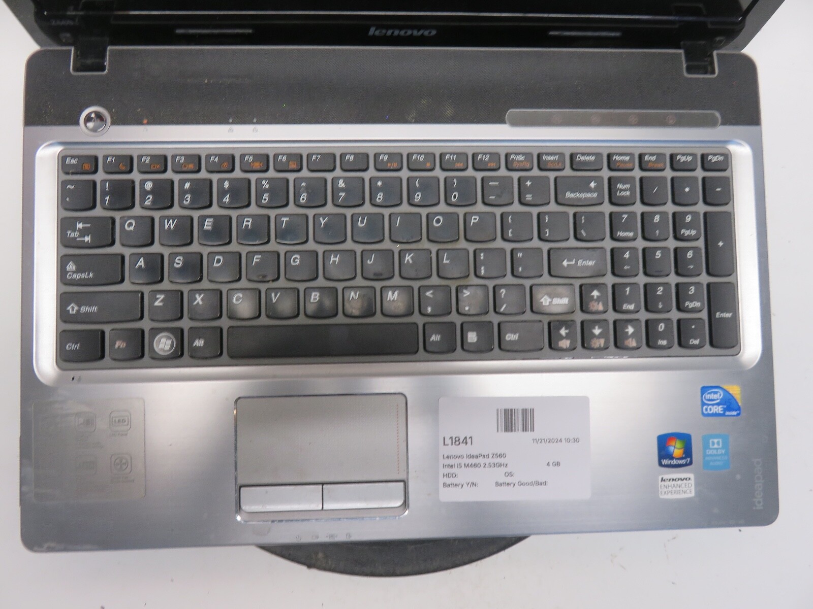 Lenovo IdeaPad Z560 Intel i5 M460 2.53GHz 4 GB NO HDD No Batt
