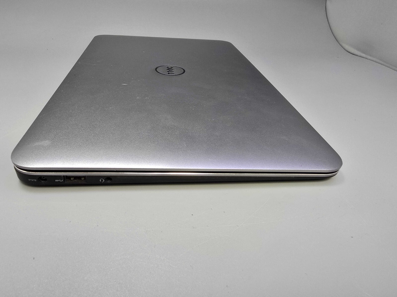 Dell XPS 13 9333 13.3″ Laptop Intel i7-4510U@ 2.0GHz 8GB RAM 256GB SSD, NO OS