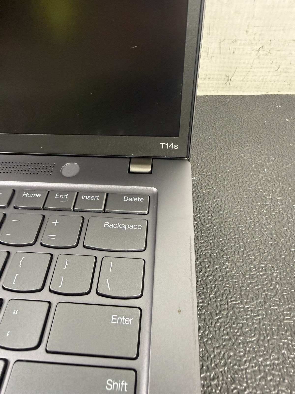 Lenovo ThinkPad T14s Gen 3 Ryzen 7 PRO 6850U 2.69GHz 16GB DDR5 512GB NVMe Touch