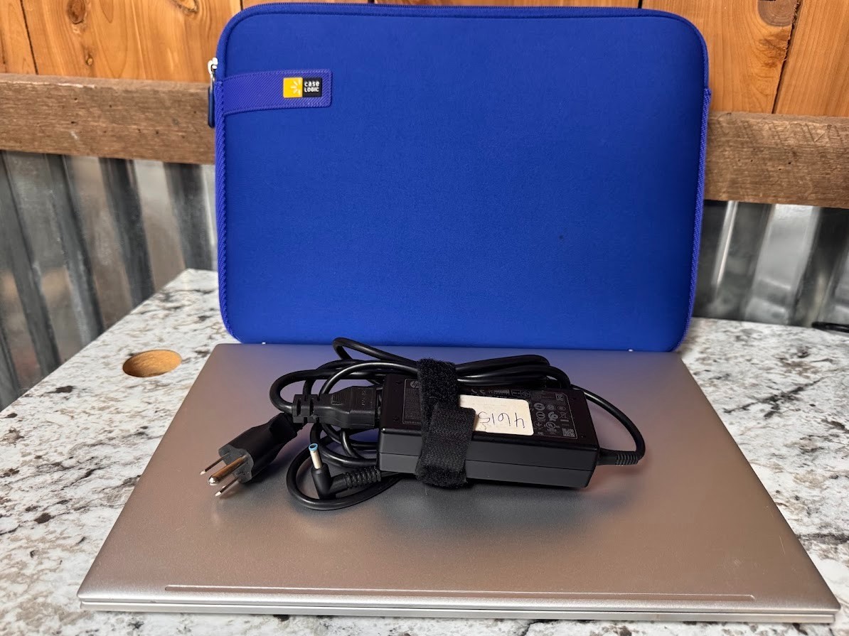 HP Pavilion 14-dv1097nr 14″ Laptop i7-1195G7 2.9GHz 32GB DDR4 500GB NVMe Win 11p