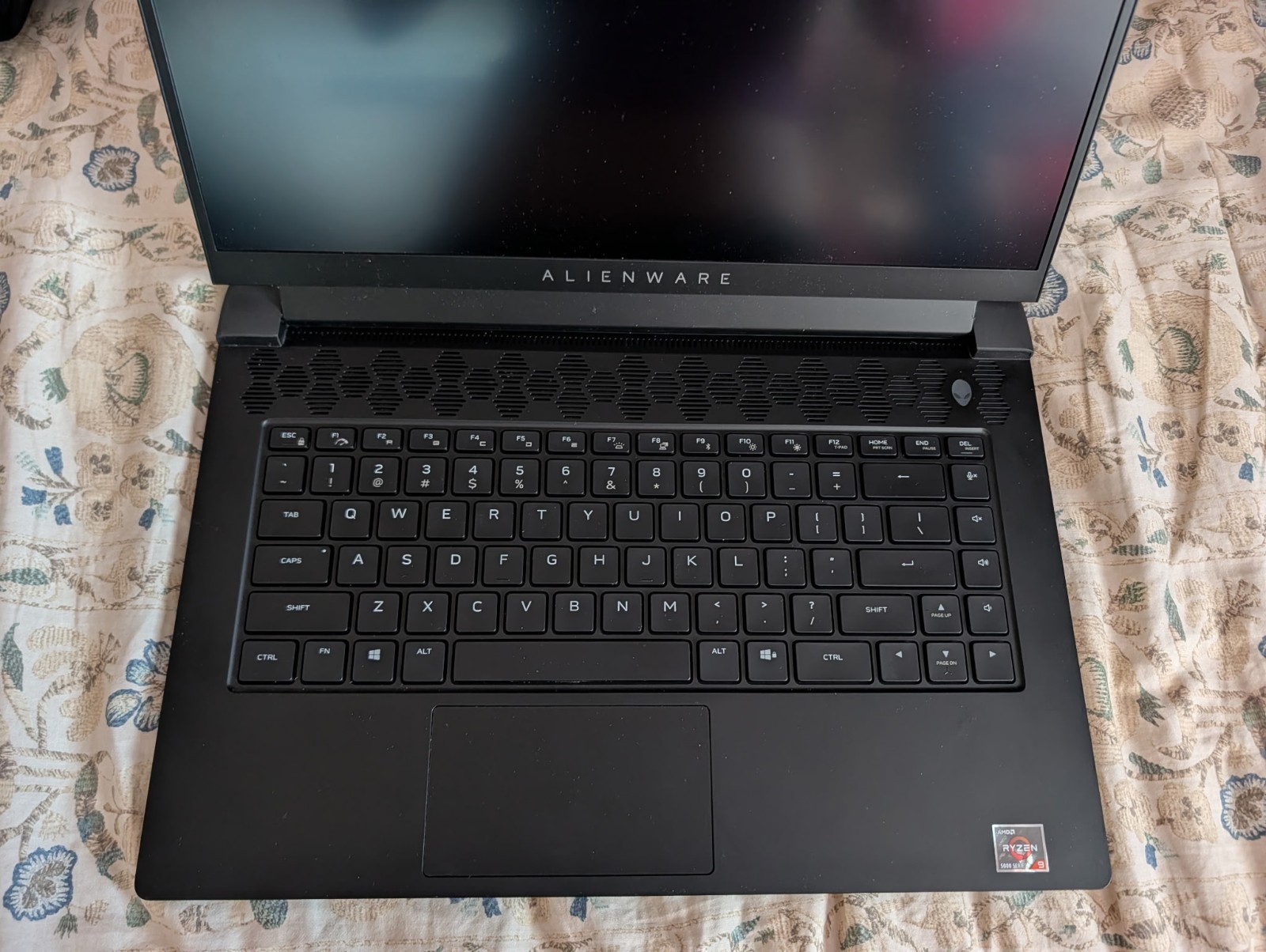 Alienware m15 15.6in Ryzen 9 16GB 1TB SSD RTX 3070 Win 1080p Black