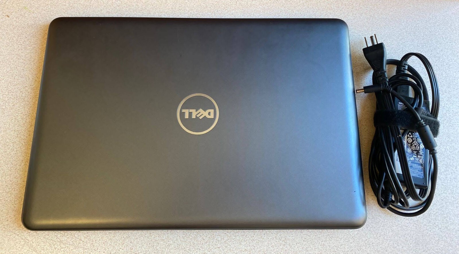 Dell Inspiron 15 5567 – 16GB RAM, 1TB HDD, IntelCore i7, 15.6″ FHD Touchscreen