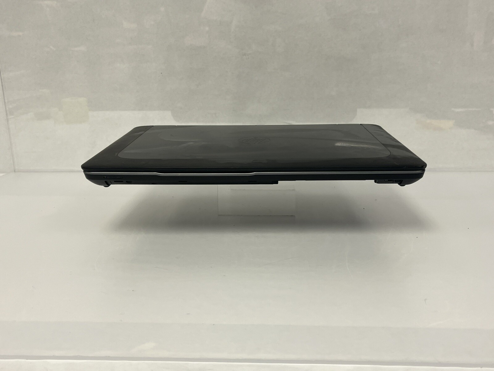 HP ZBook 15 15.6″ INTEL CORE i7-4700MQ 2.40GHz 8GB RAM No HDD NO OS