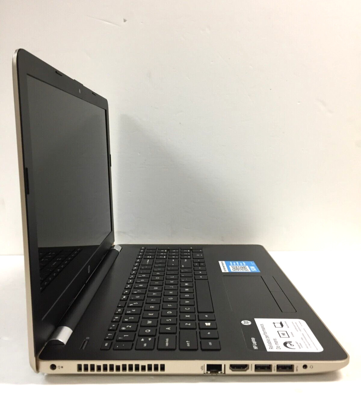HP 15-bw006wm 2NM78UA 15.6″ Laptop/AMD E2-9000e/4GB RAM/500GB HDD/W10 Gold