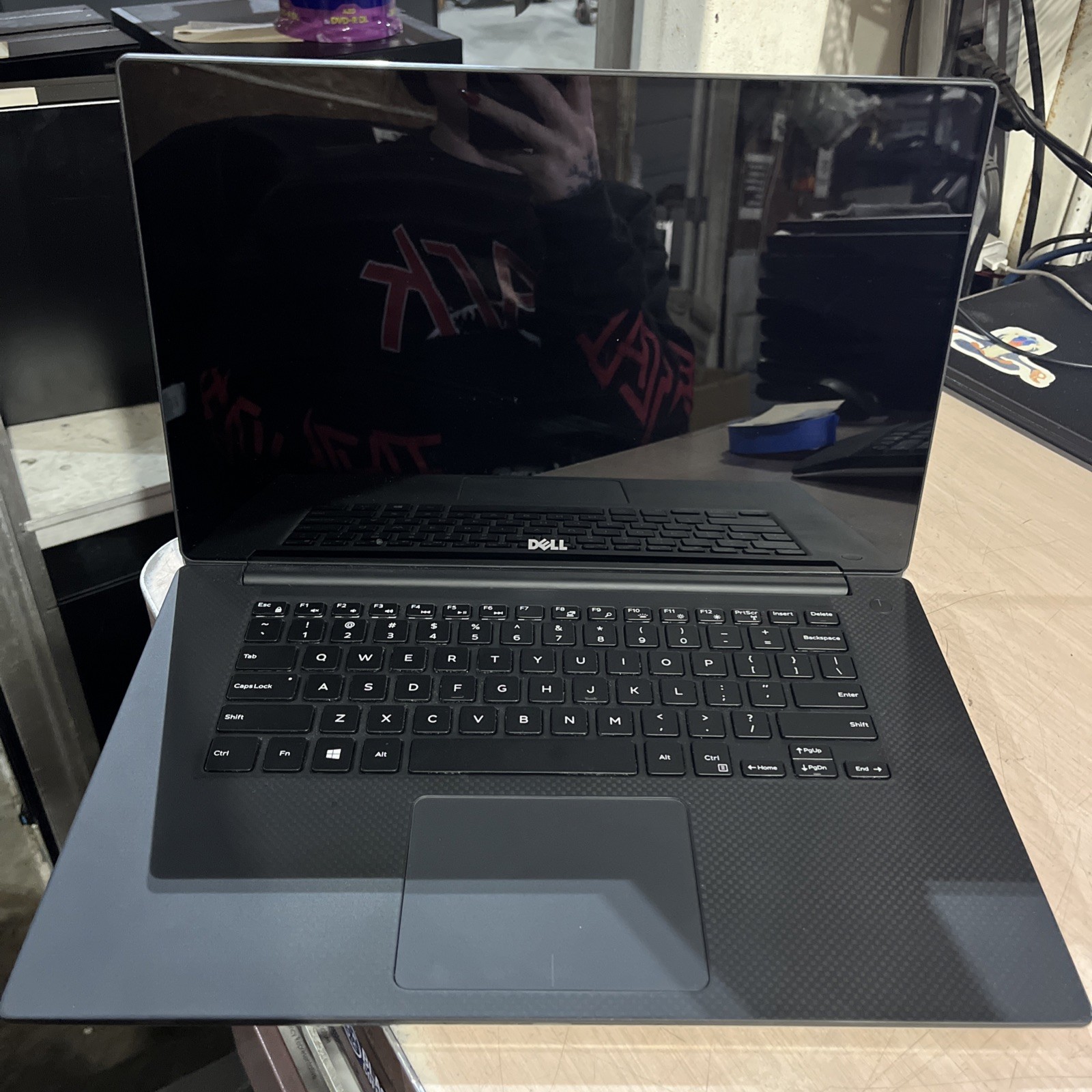 DELL XPS 15 9550 INTEL CORE I7-6700HQ 2.60GHZ 8GB RAM NO HD