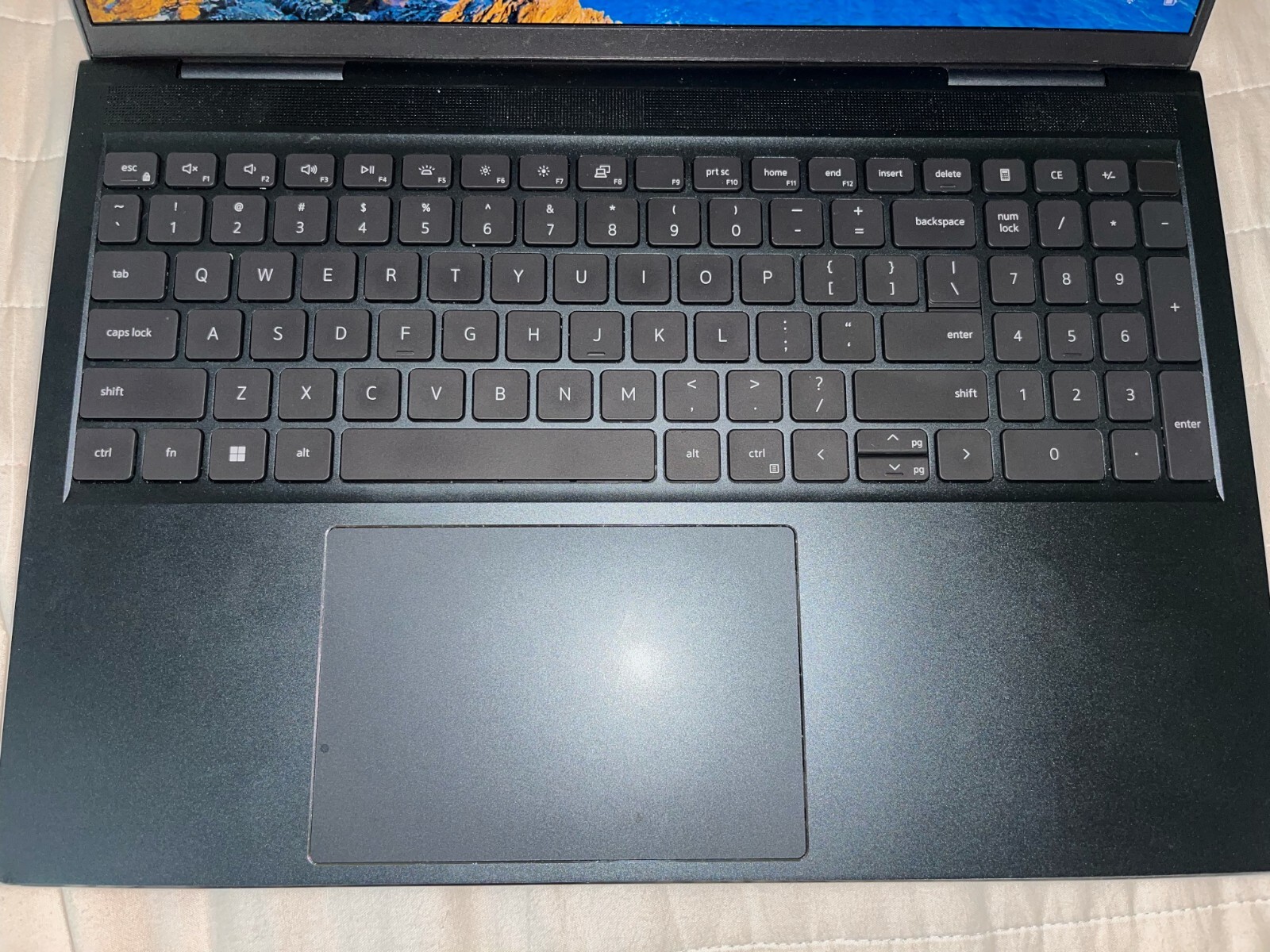 Dell Inspiron 16 Plus 7610 16″ (1TB SSD, Intel Core i7-11800H, 16GB RAM) Laptop