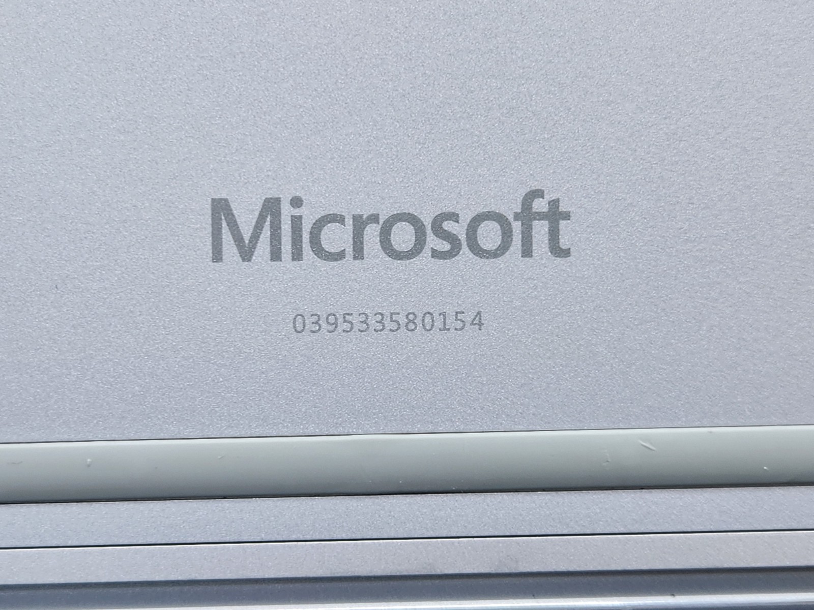 Microsoft Surface Book 2 13.5″ 3K Touch i7-8650U 16GB RAM 512GB SSD GTX 1050 ~