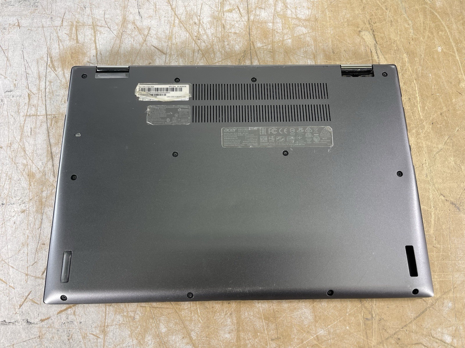 ACER SPIN 5 SP513-52N i5-8250U @ 1.60GHz, 8GB RAM, NO HDD/OS