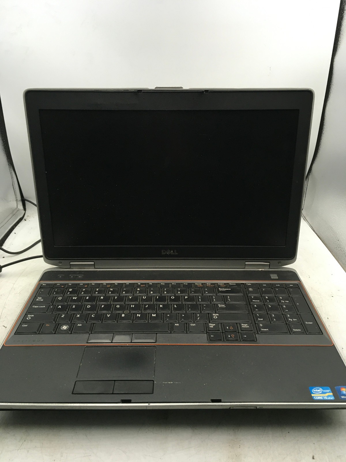 DELL LATITUDE E6520 – FOR PARTS – INTEL CORE I5 2ND GEN – 4GB RAM – READ DESC-BB
