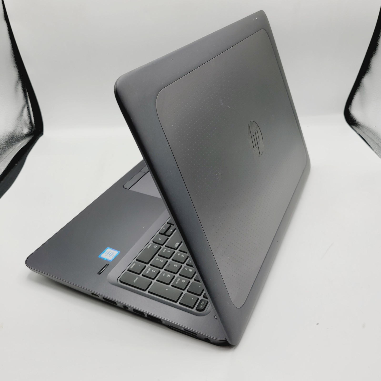 HP ZBOOK 15u G3 Core i7-6th Gen 8GB RAM No HDD 15.6″ FOR PARTS