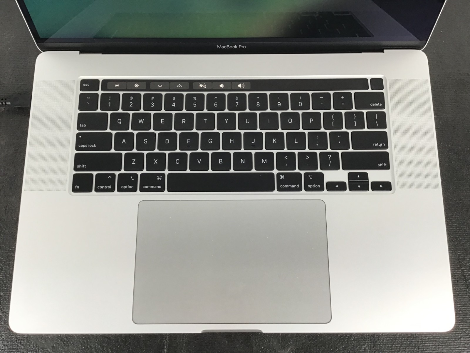 Apple MacBook Pro 16″ A2141 i7-9750H 2.6GHz 32GB RAM 500B NVMe 88% Battery ~
