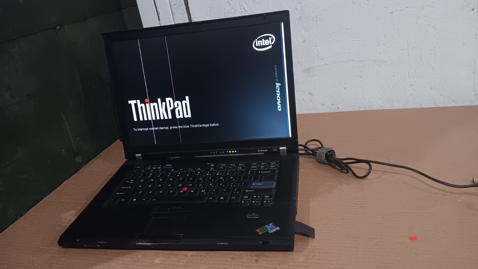 Lenovo Thinkpad T60 Laptop intel Core 2 Duo 2.16 GHz 15.4″ LCD Screen Type 8741