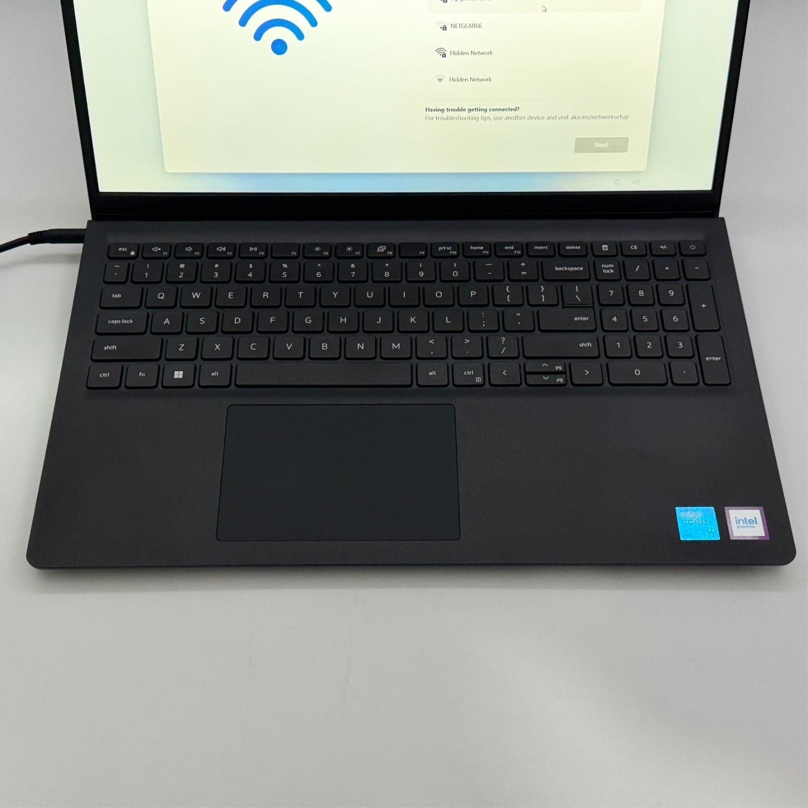 Dell 15 Laptop Intel Core 3 100U 512GB SSD 8GB RAM FHD 120Hz Carbon Black *READ*