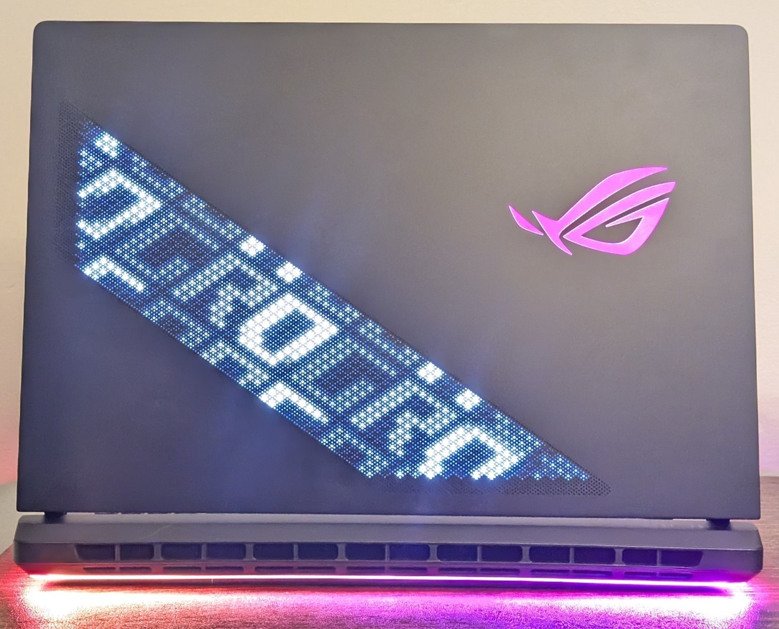 ASUS ROG Strix SCAR 18″ 2.5K 240Hz (Core Ultra 9 275HX, 32GB/1TB, RTX 5070 Ti)