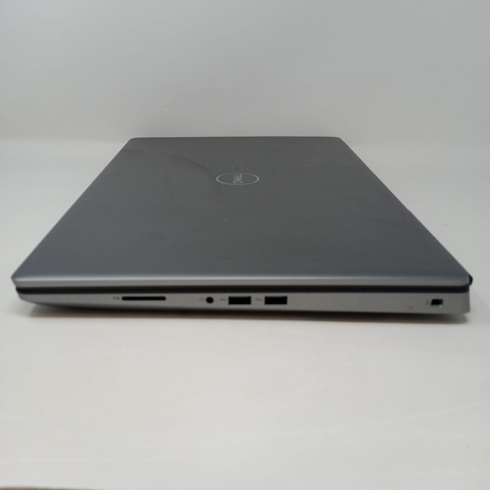 Broken Dell Precision 7750 17.3″ i5-10400H 2.6GHz 16GB RAM No Os No Battery No R