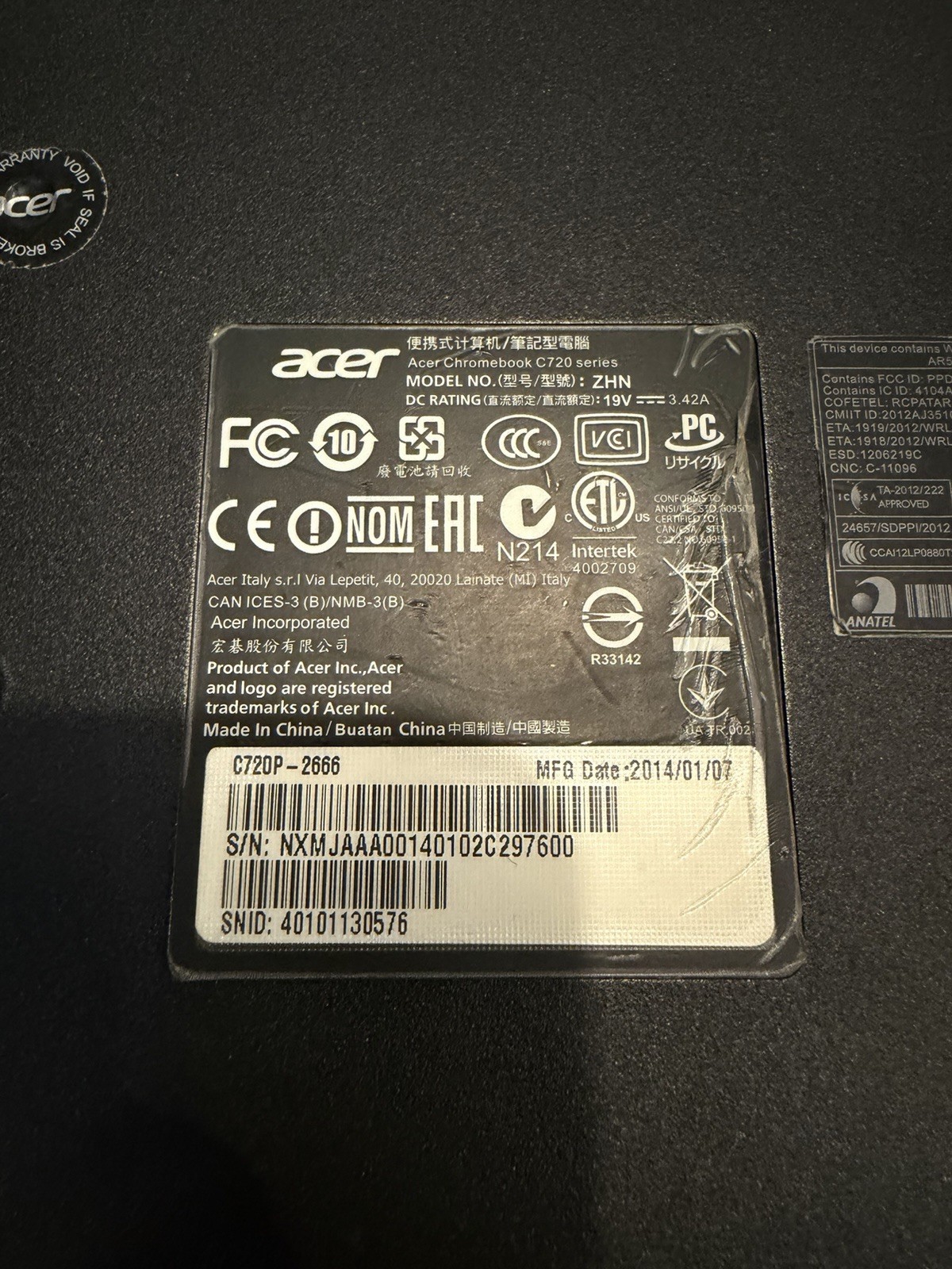 Acer Chromebook C720 Series Model # ZHN With The Adapter Cord Good Condition