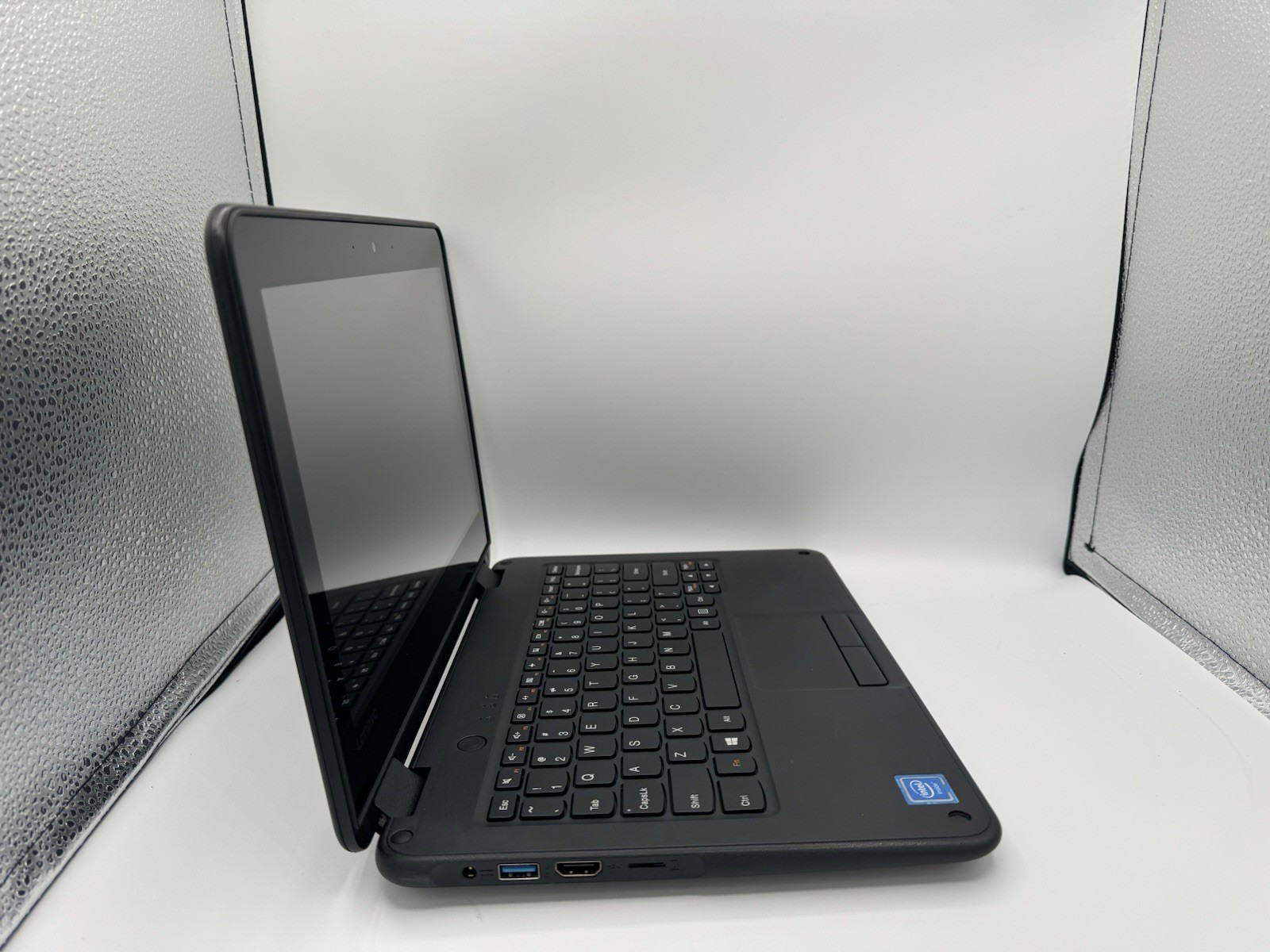 Lenovo 300e 11.6″ 2in1 Laptop Intel Celeron 1.6GHz 4GB RAM 64GB eMMC Windows 11