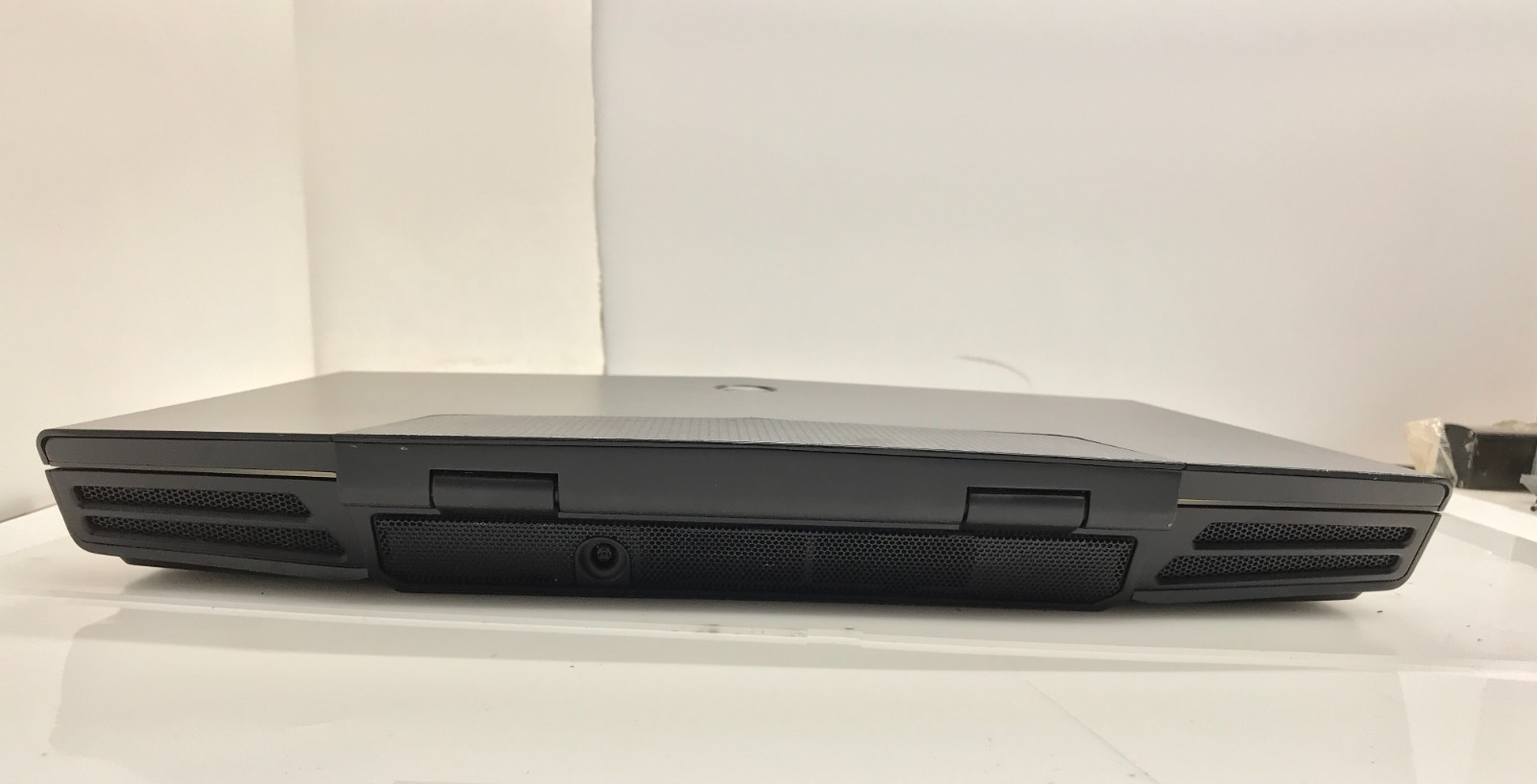 ALIENWARE M17X R1 C2D-Q9300@2.53GHz 8GB RAM 512GB SATA M 2.5 SSD W10P *READ