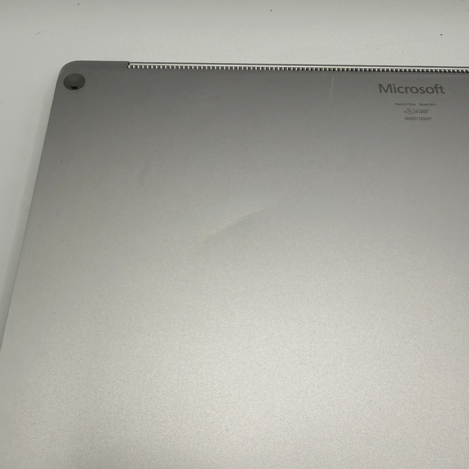 Microsoft Surface Laptop 4 13.5″ i5-1135G7 16GB RAM 128GB SSD Win 11 Pro Touchsc