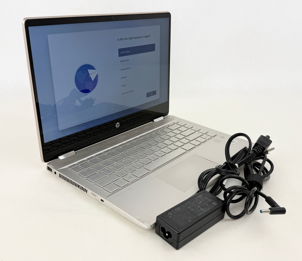 HP Pavilion x360 14m-dh1003dx 14″ Touch i5-10210U 8GB 256GB SSD W11H 2in1 – Read