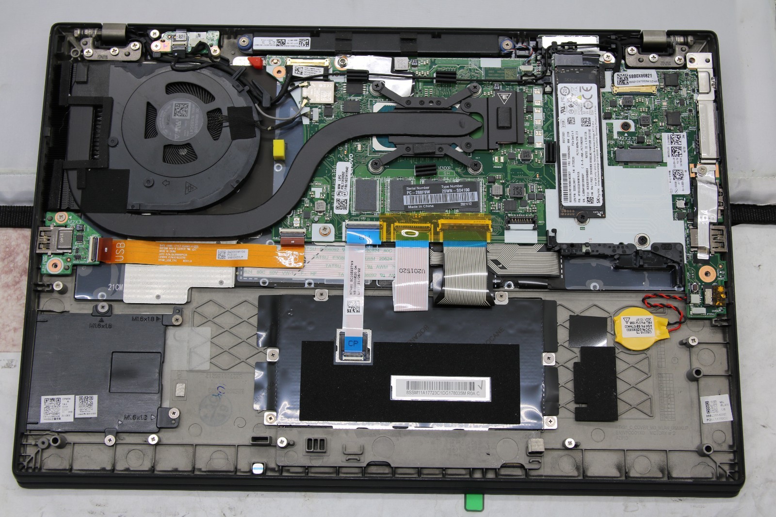 Lenovo ThinkPad T14s Gen 2 – i7-1185G7 – 16GB, 512GB, Win 11 – No Battery, works
