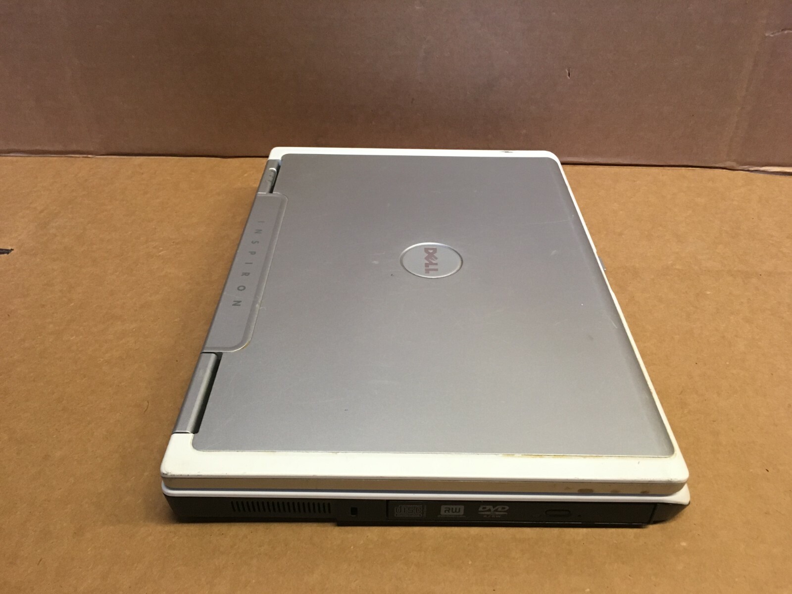 Dell Inspiron 1501 15.4″ Laptop AMD 64 X2 1GB 120GB DVDRW WIFI ATI RADEON 1150