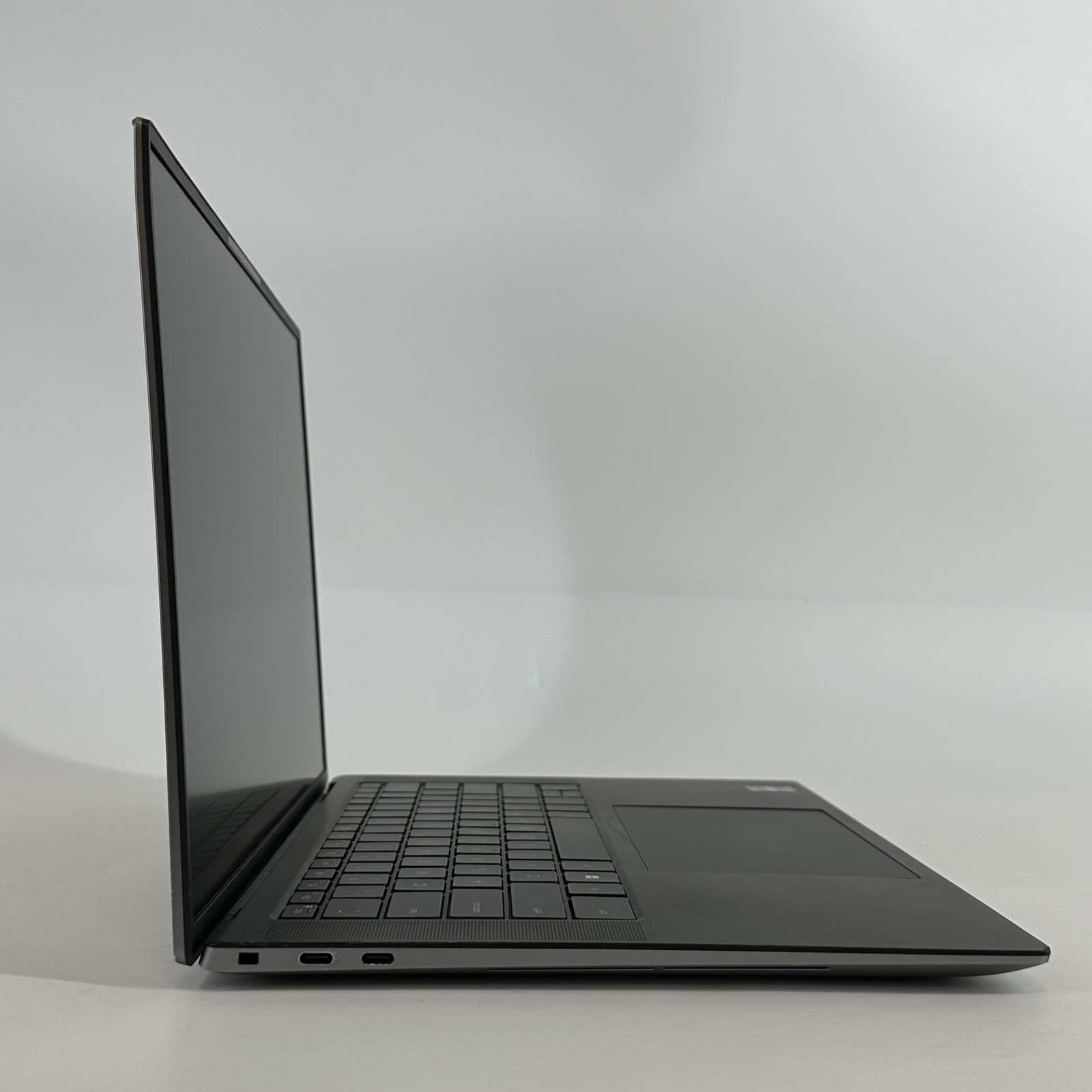 Dell Precision 5570 15.6 FHD+ 2.3GHz i7-12700H 32GB 512GB RTX A1000 BENT FRAME