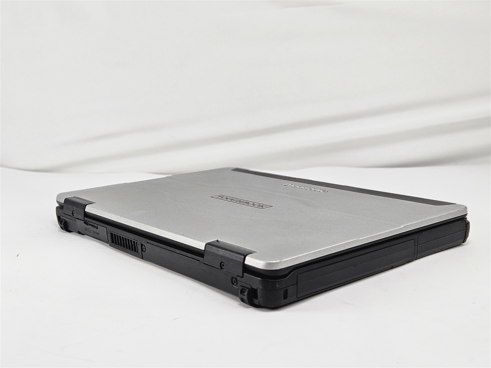 Panasonic Toughbook FZ-55 MK1 i5-8365U 16GB 512GB SSD 14″ Rugged Laptop