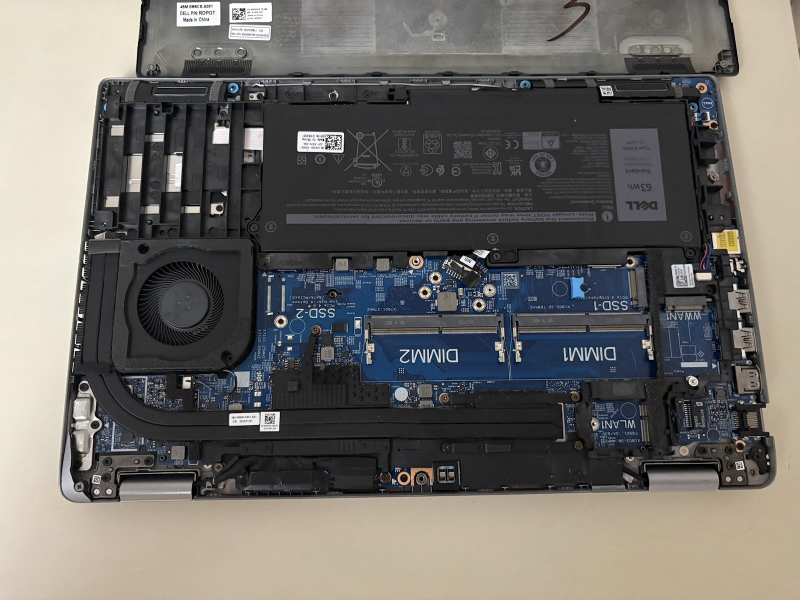 DELL PRECISION 3560 15.6″ i7-1185G7, **READ, NO RAM, NO SSD**