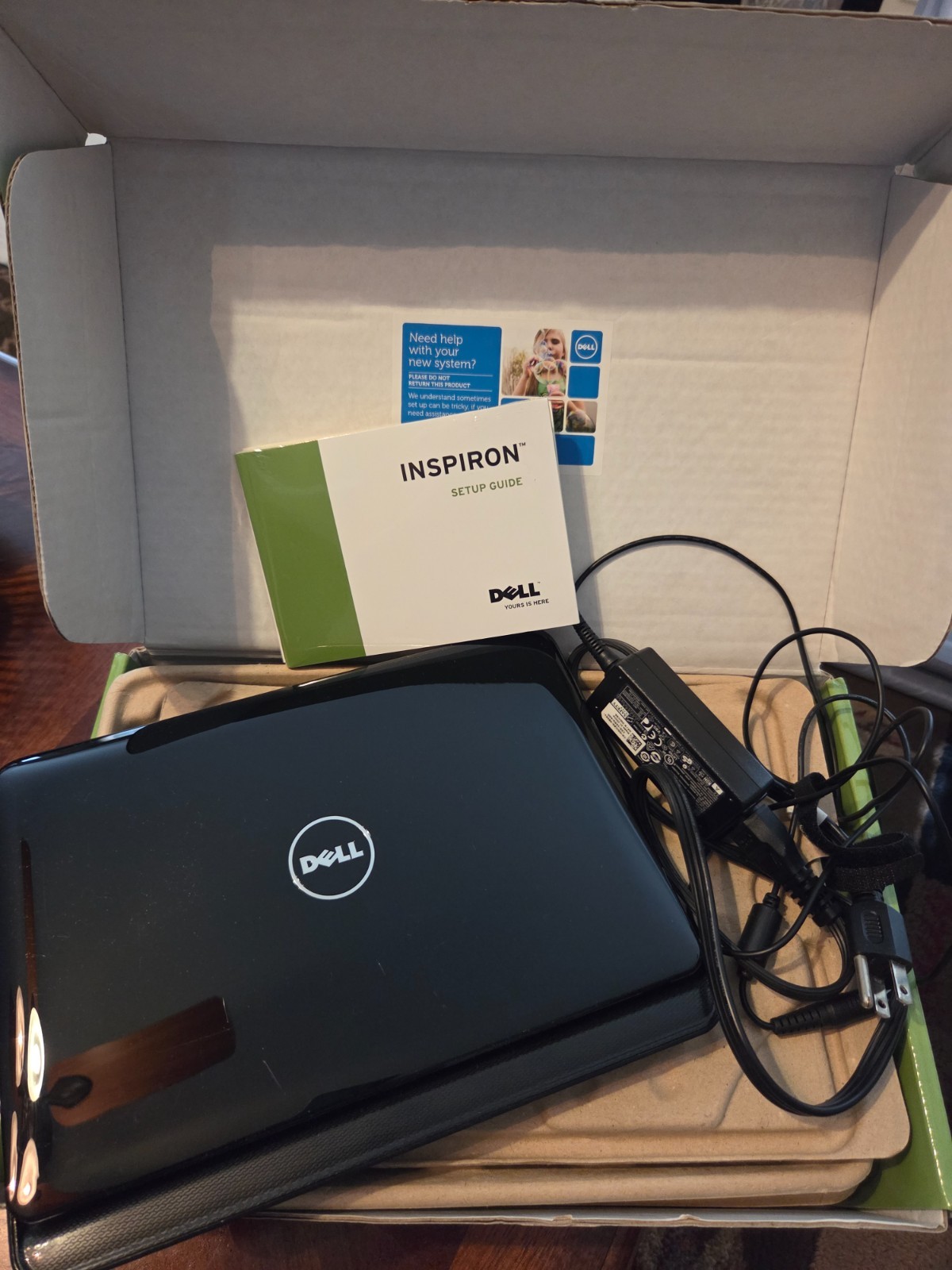 Dell Inspiron Mini 1018 10in Netbook Intel Atom Windows XP Home Black/Silver