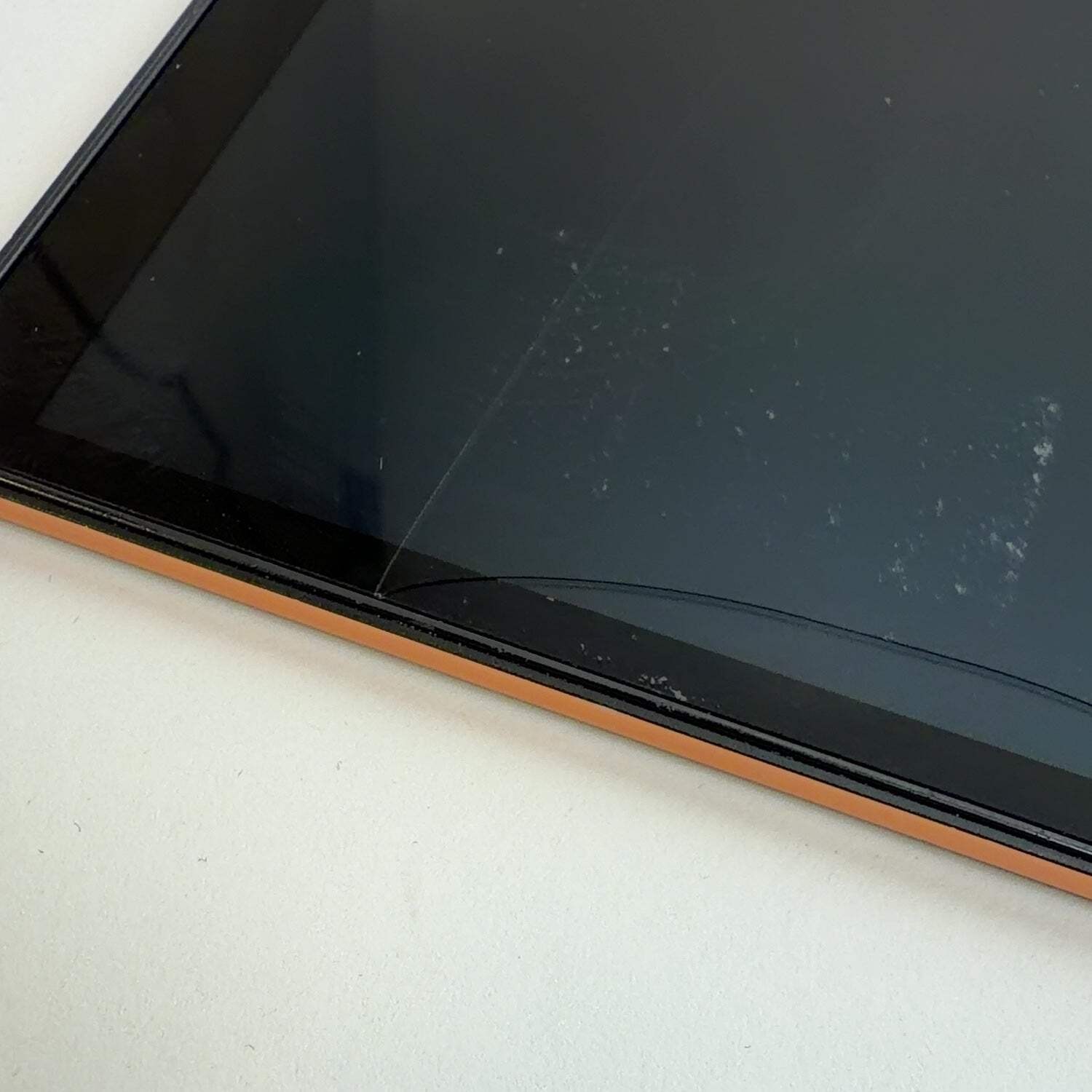 Broken MSI Summit E13 Flip Evo A13MT 13.4″ i7-1360P 16GB RAM 1TB SSD Cracked