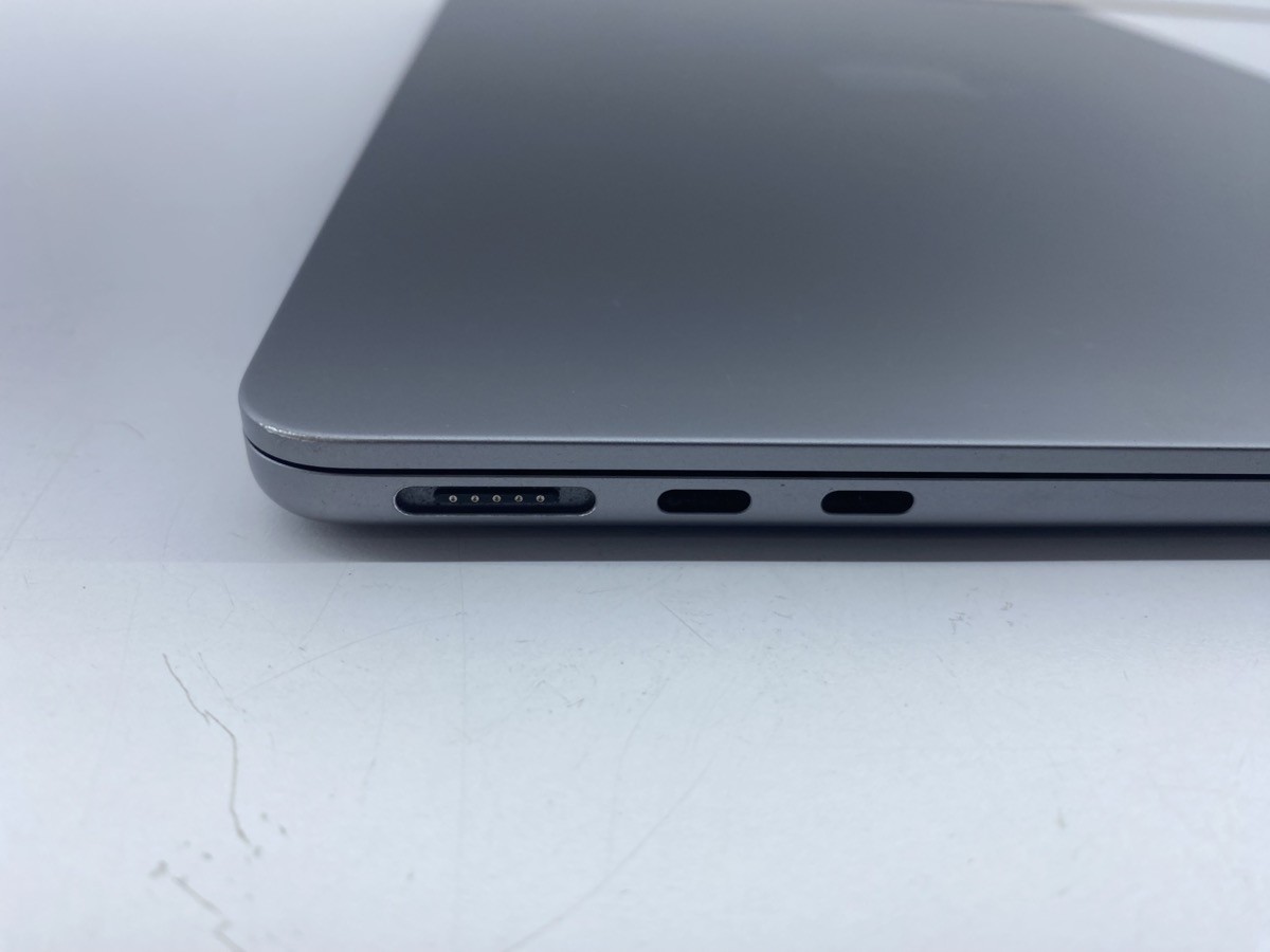 Apple Macbook Air M2 Laptop 2002 (WMP020043)
