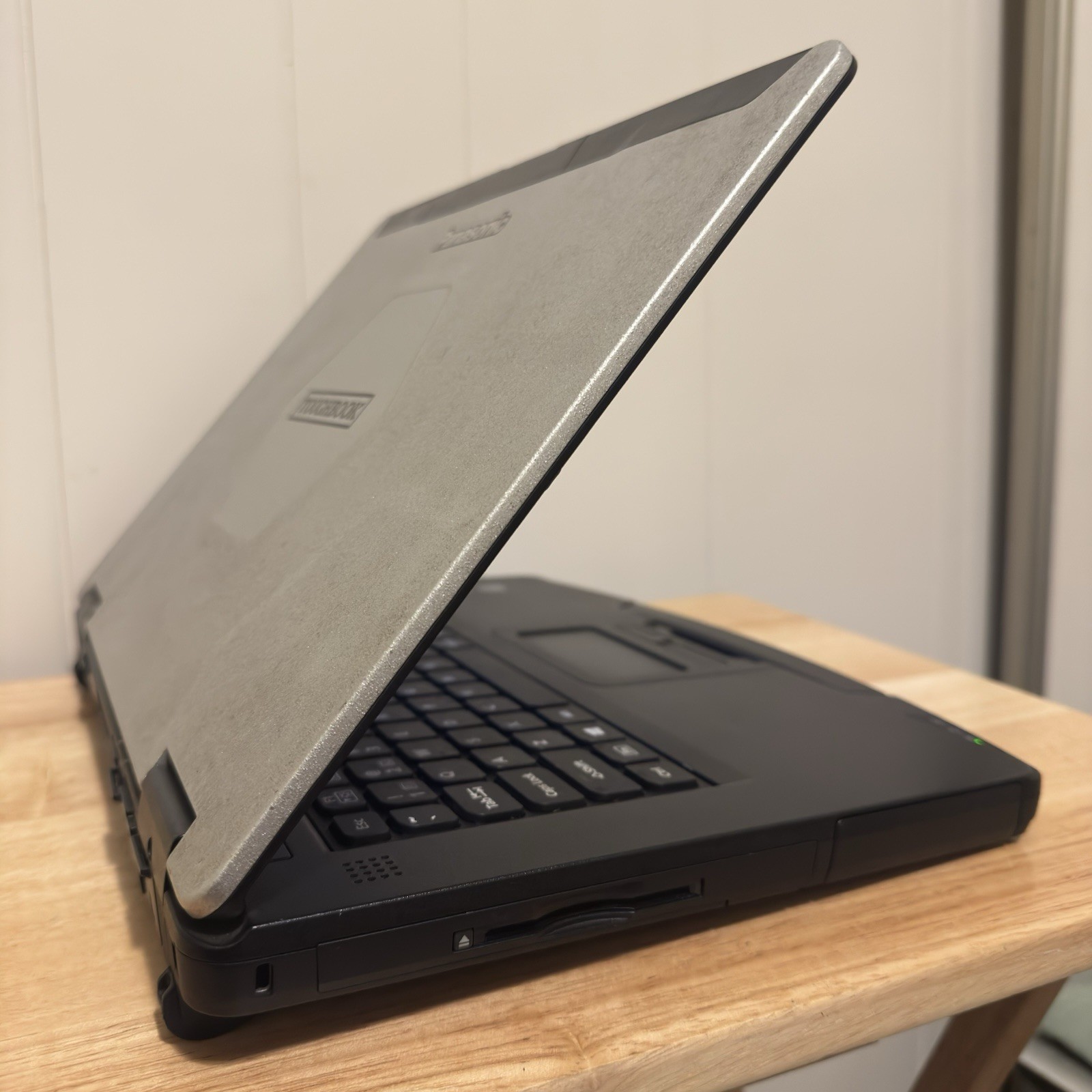 Panasonic Toughbook CF-54 MK1 14″ Laptop (i5, 4GB RAM, 256GB) Dual Fischer USB