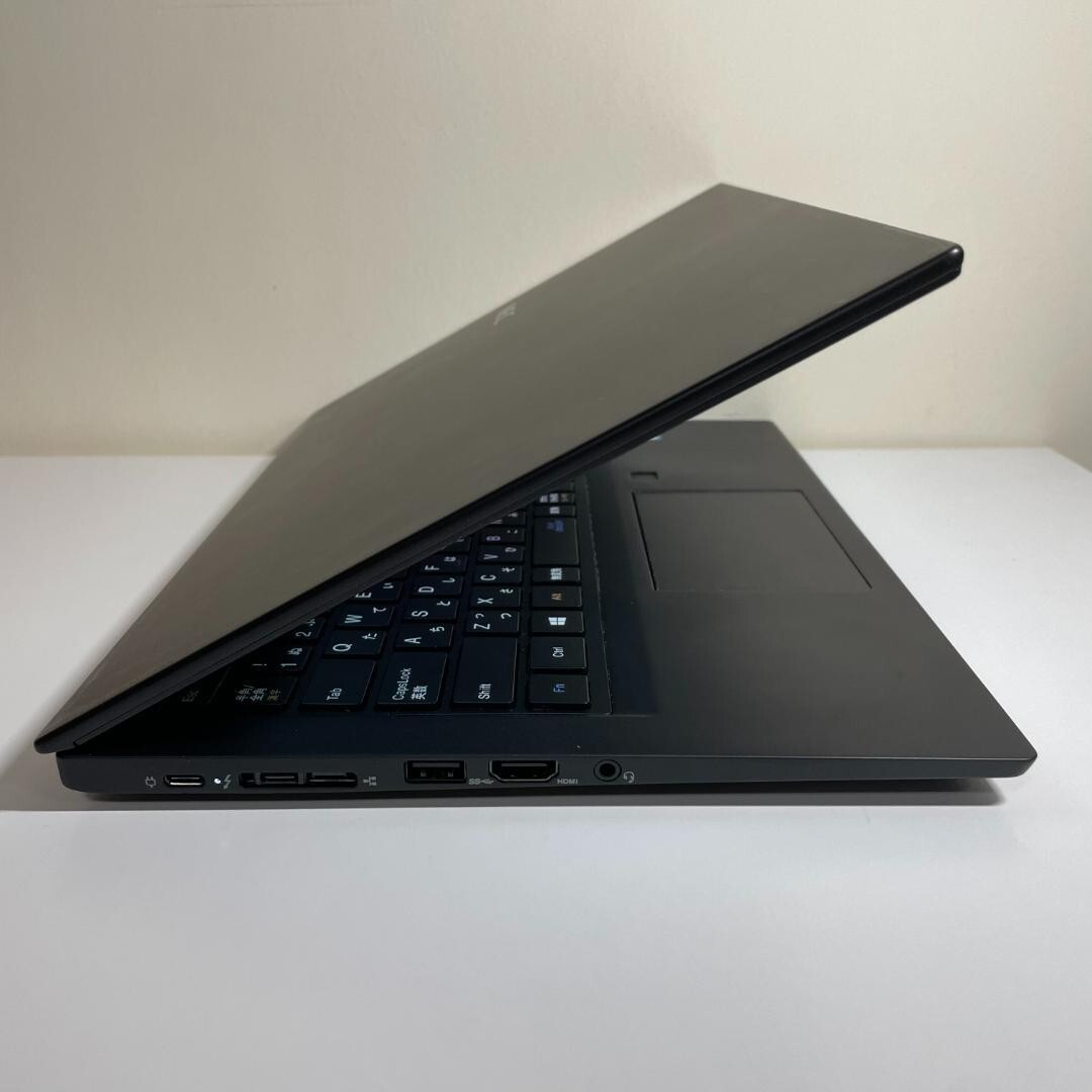 NEC Lavie Direct PM PC-GN164ZELG Core i5-8265U 8GB RAM 256GB SSD 13.3in