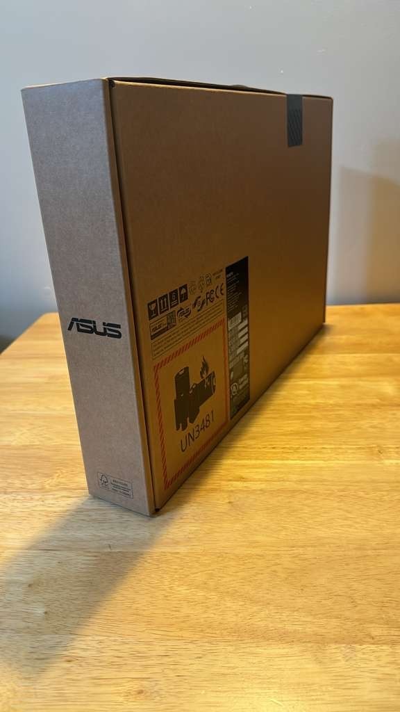ASUS Vivobook 16 16.0″ IPS WUXGA AMD Ryzen AI 5 340 16GB 1TB SSD W11H Laptop