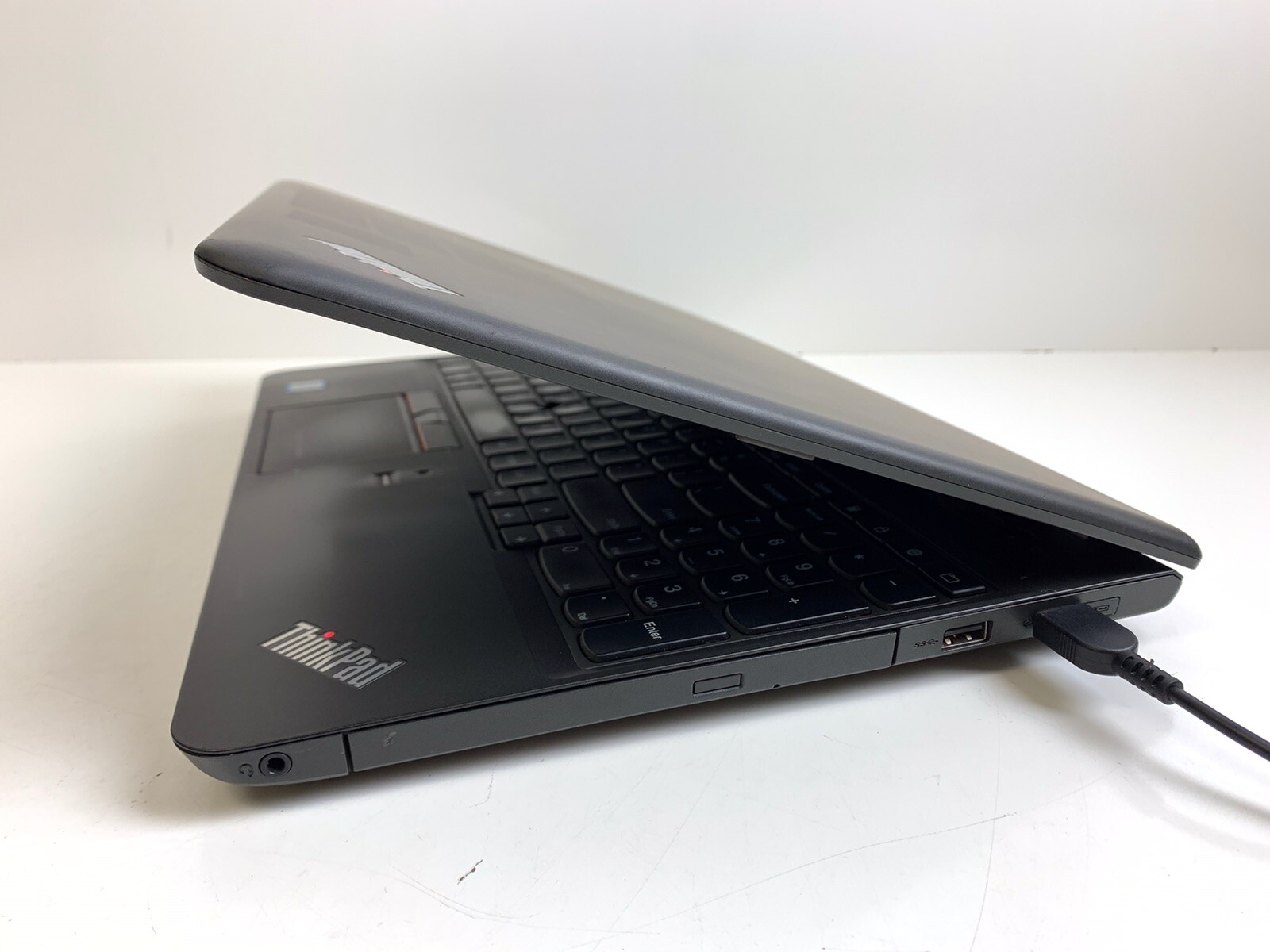 LENOVO THINKPAD E560 CORE i7-6500U @ 2.5GHz 2GB RAM 500GB HDD Windows 10 #203