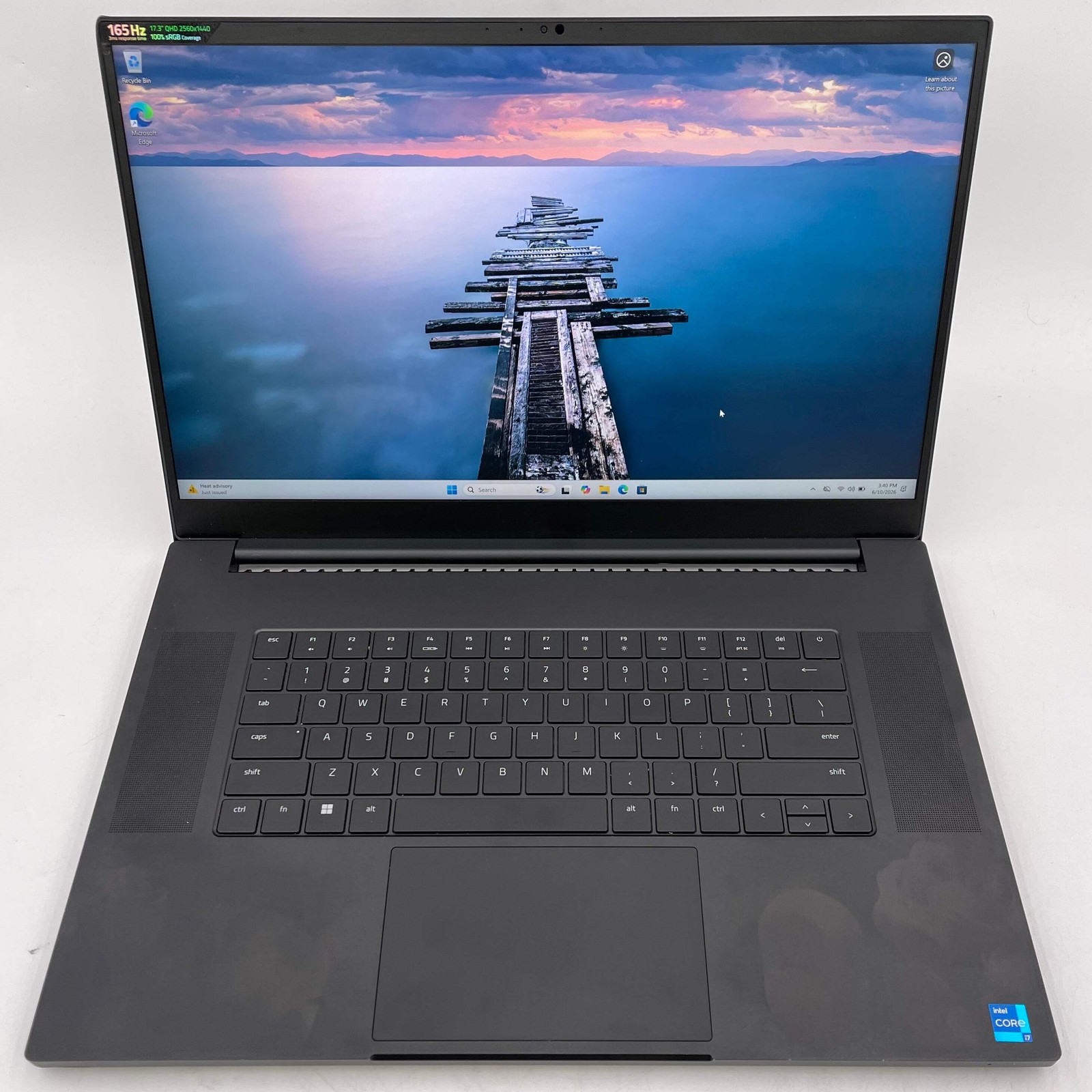 Broken Razer Blade 15 i7-12800H 2.4GHz 16GB 1TB SSD GeForce RTX 3060 Keys Issue