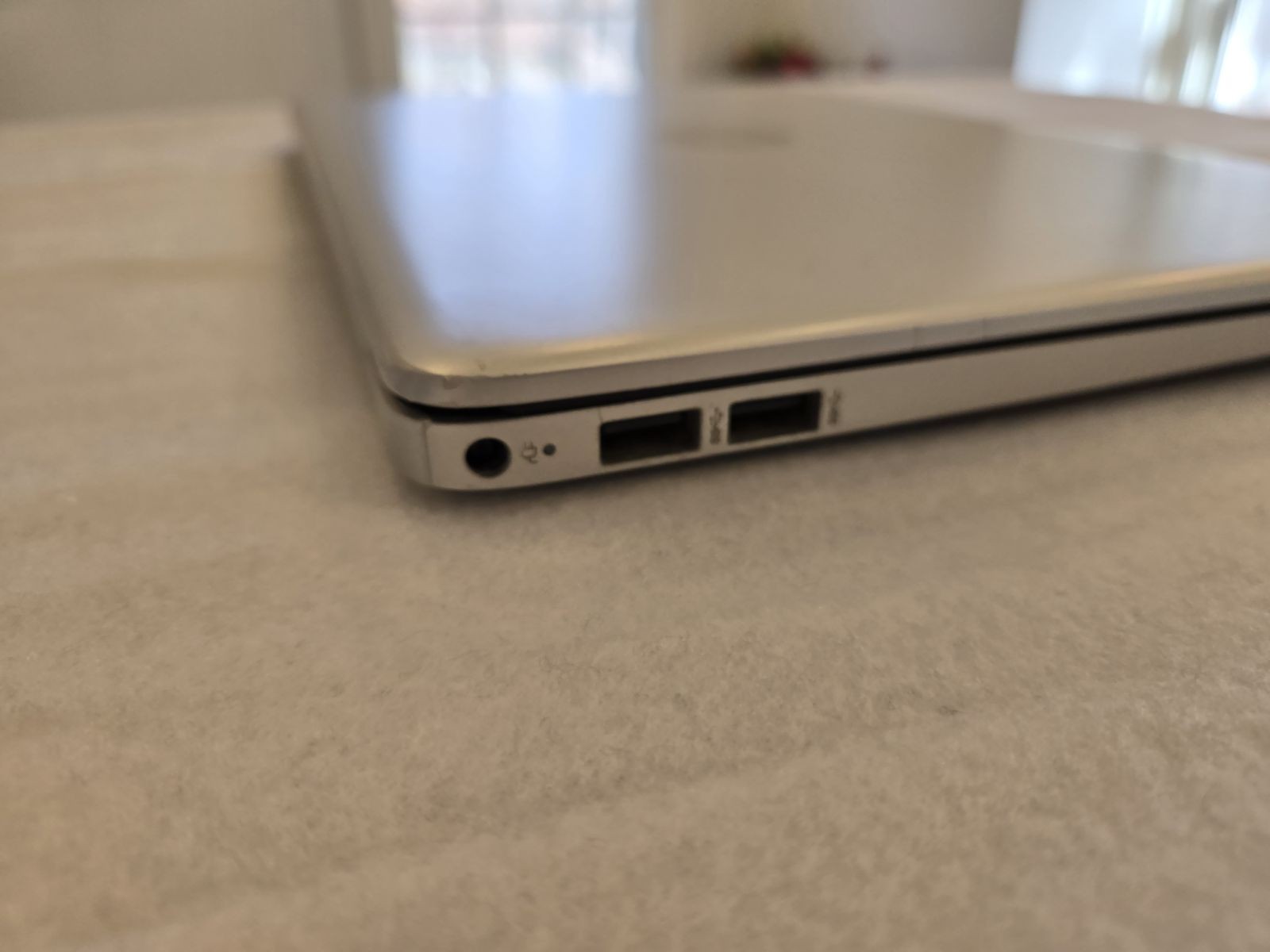 HP laptop/notebook, Webcam, Wifi, Windows 11, Touchscreen, Comes with charger