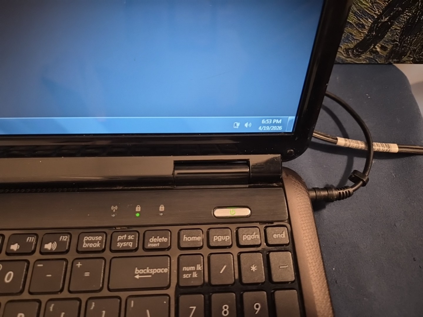 Asus K60I Laptop Intel Pentium Windows 7 Brown Textured Altec Lansing SRS A4
