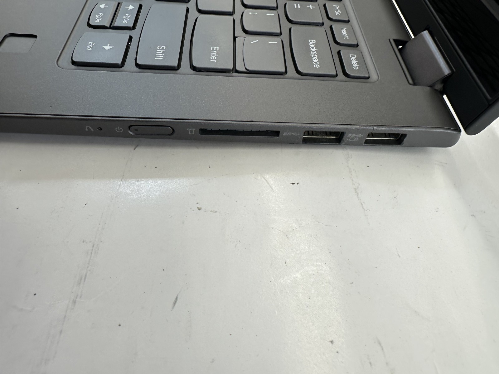 Lenovo 81SS FLEX-14API 2-in-1 AMD Ryzen 7-3700U 20GB RAM 256GB SSD Win 11 Pro