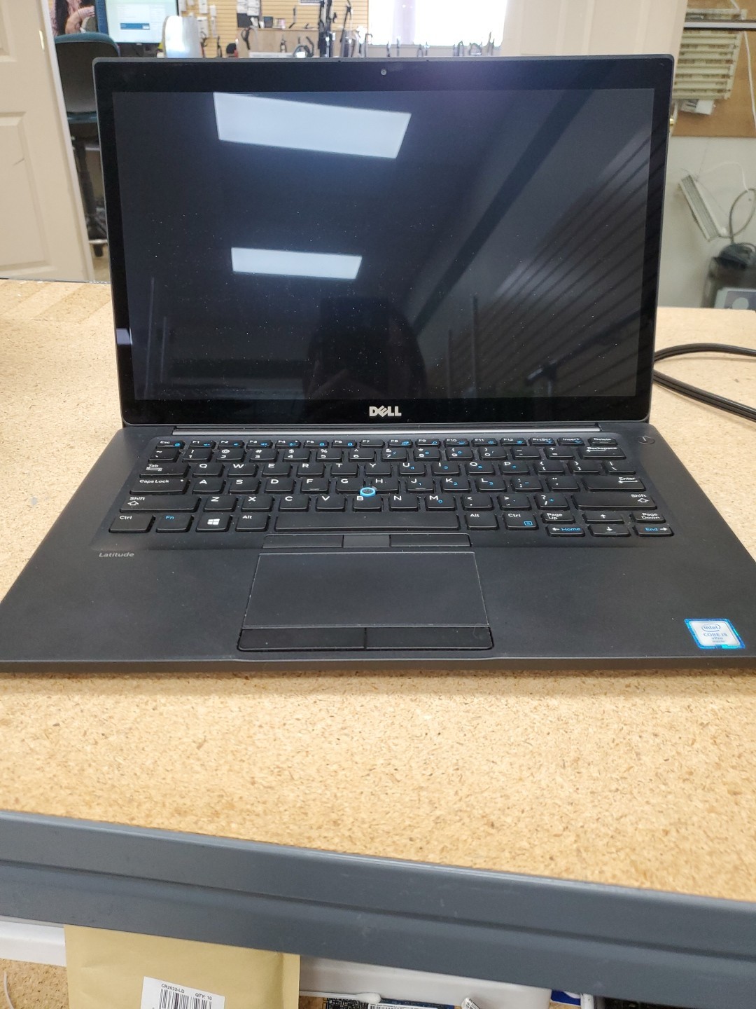 Dell Latitude 7480 14” i5-6300U 2.4GH 8GB DDR4 256GB SSD Win 11 042926-1