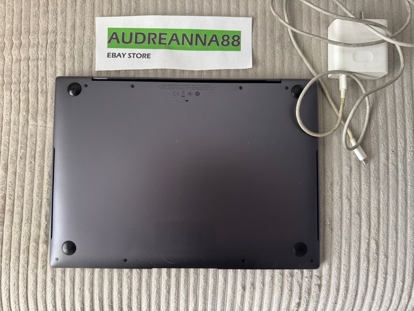 HUAWEE MACH-WX9 8 CPU 16G BRAM 2018/19 Ultra Slim Laptop PRE OWNED Cosmetic