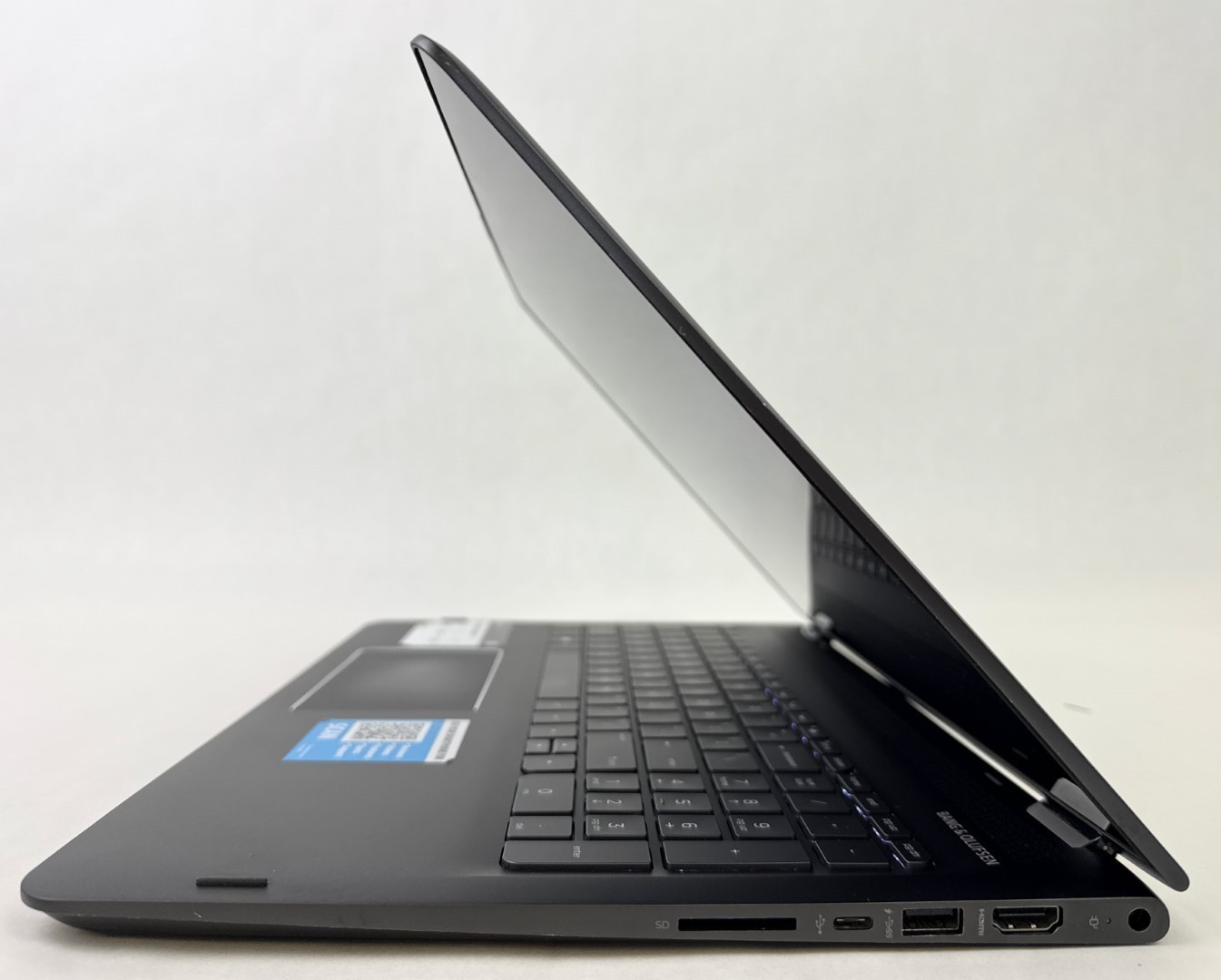 HP ENVY x360 M6-ar004dx 15.6″ FHD Touch FX-9800P 8GB 256GB W10H Laptop – Dents!