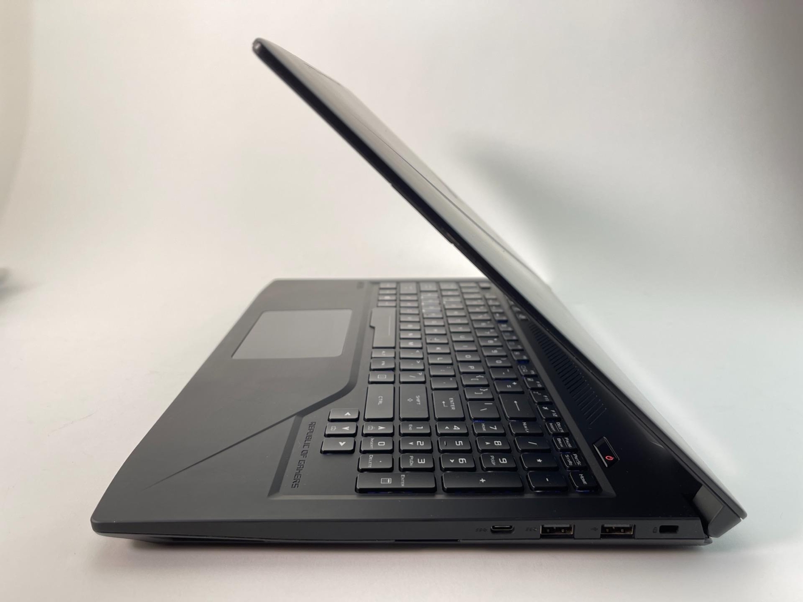 ASUS ROG 15.6″ Gaming Laptop – i7-7700HQ 16GB GTX 1060 1TB HDD + 128GB SSD PC