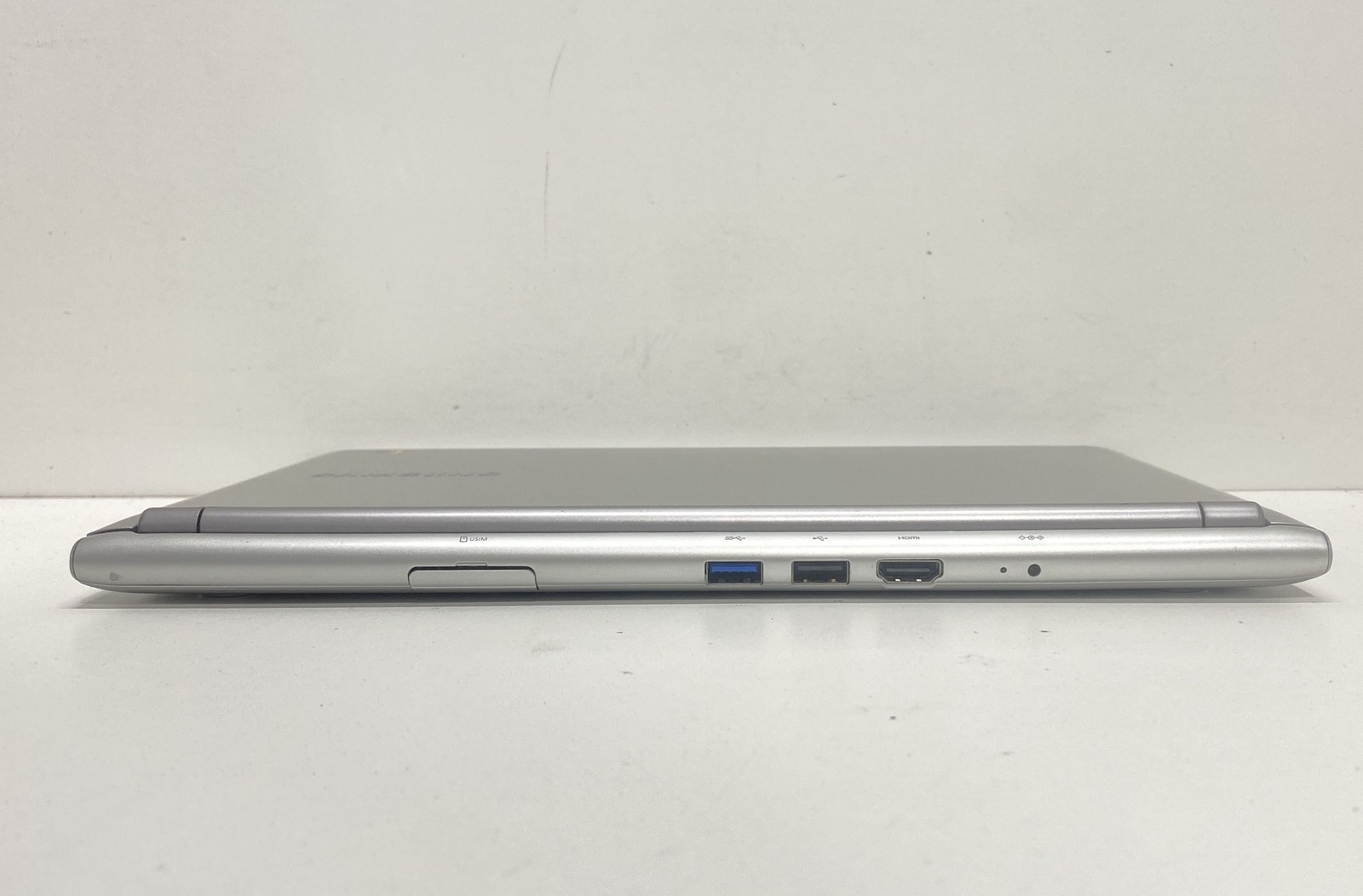 Samsung Chromebook 303C (XE303C12-A01US) 11.6″ Exynos Processor Chrome OS