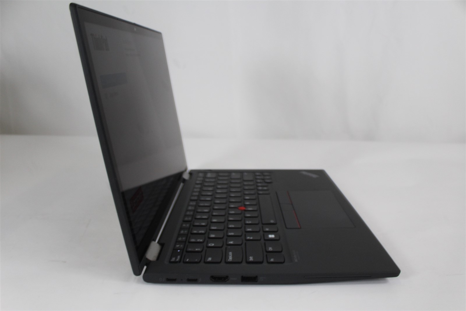 Lenovo ThinkPad X13 Yoga Gen 3 2022 13.3” Core i5-1245U 3.3GHz 16GB 256GB SSD