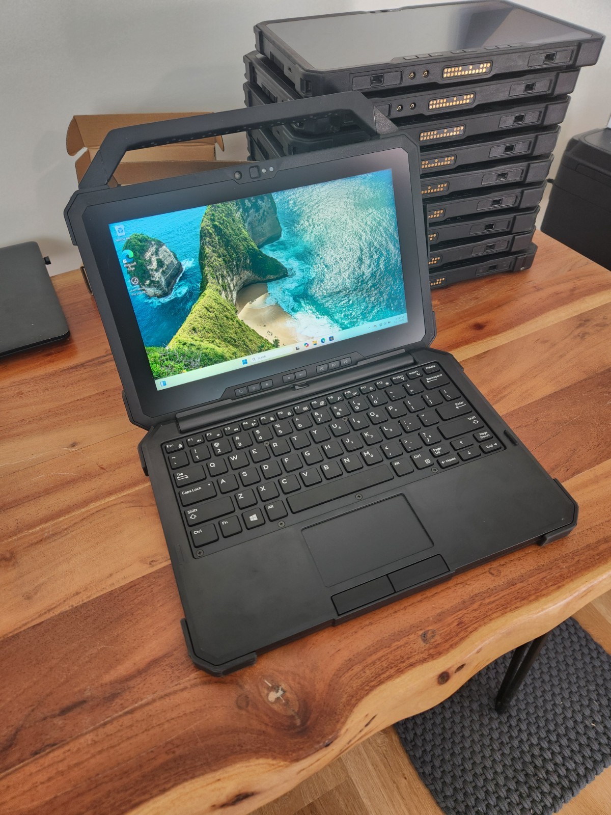Dell Latitude 7220 Rugged Tablet 16GB 256GB LTE GPS w/ iKey IK-DELL-AT Keyboard