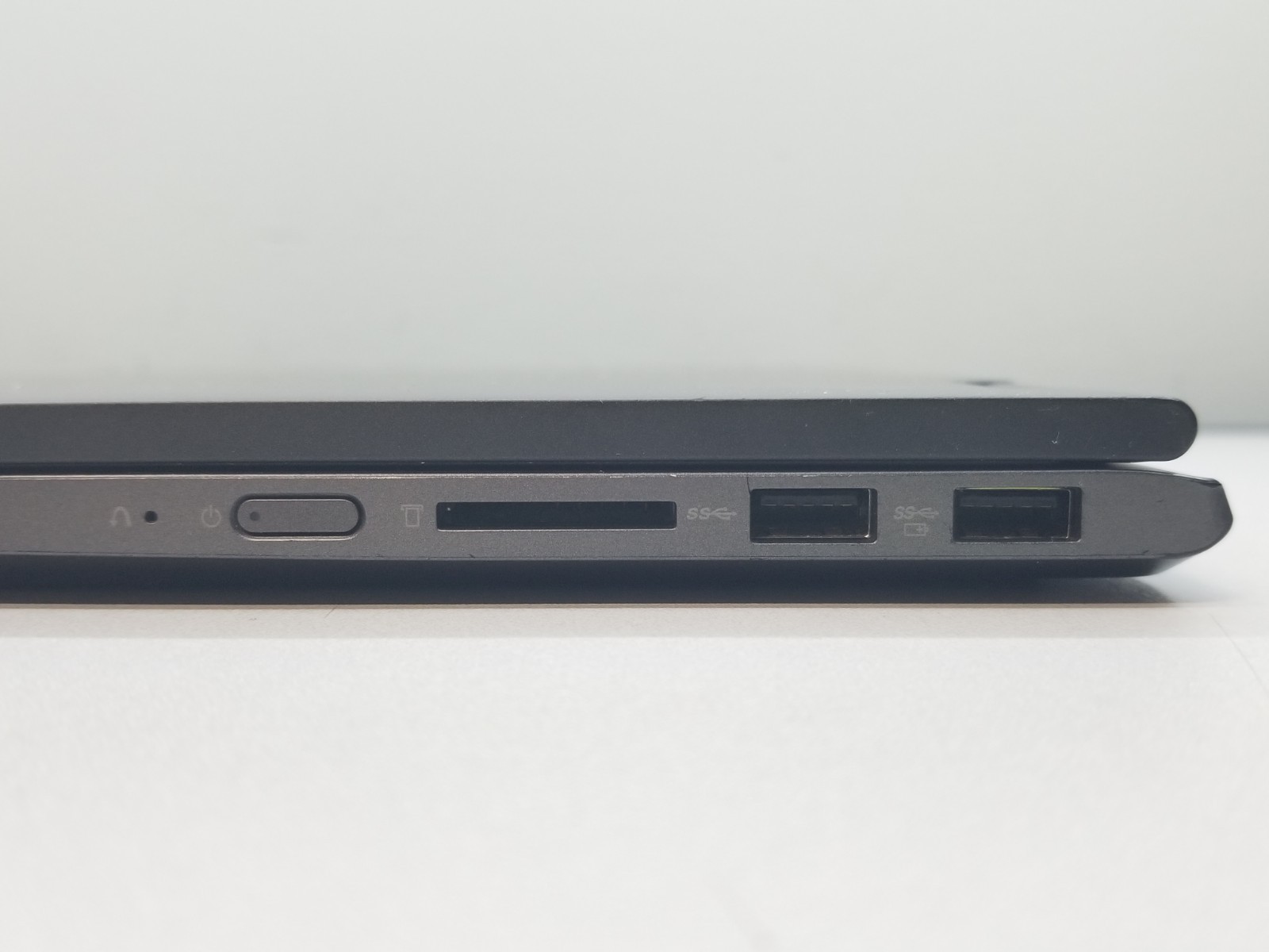 Lenovo IdeaPad Flex 15IWL 15.6″ 2-in-1 i3-8145U 2.1GHz 12GB RAM 256GB NVMe W11H