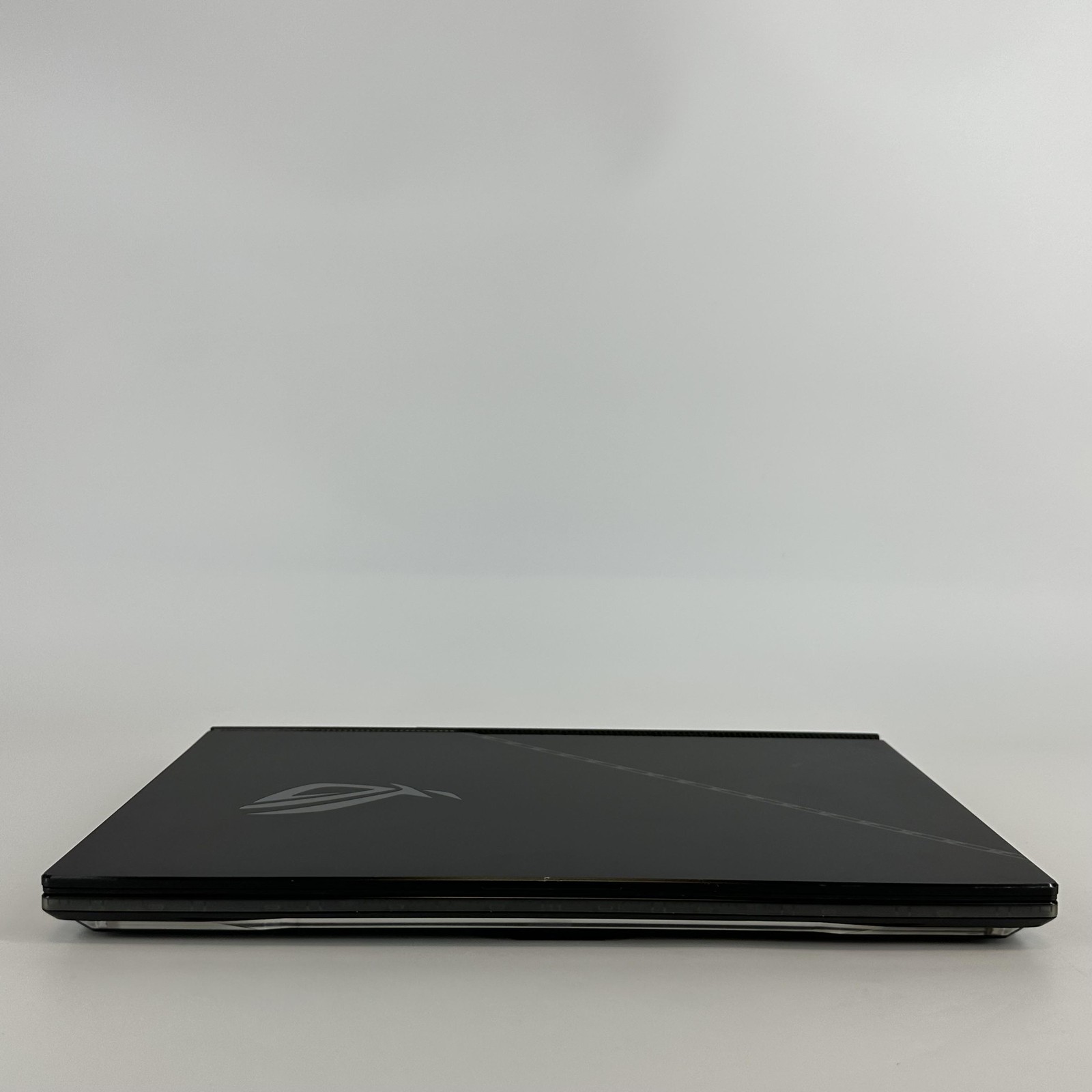 Asus ROG Strix Scar 15 G533 15 300Hz FHD 2.5 GHz i9-12900H 16GB 1TB RTX 3070 Ti